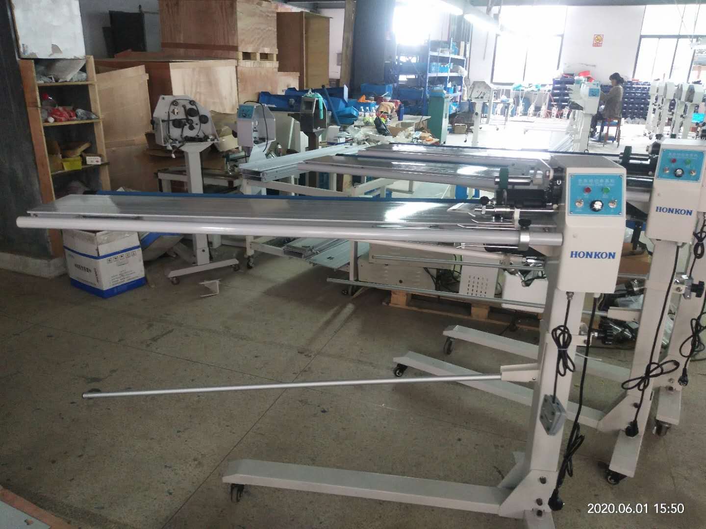 Mesin Pemotong Kain Industri H - Industrial Laser Fabric Cutter ulasan dan harga